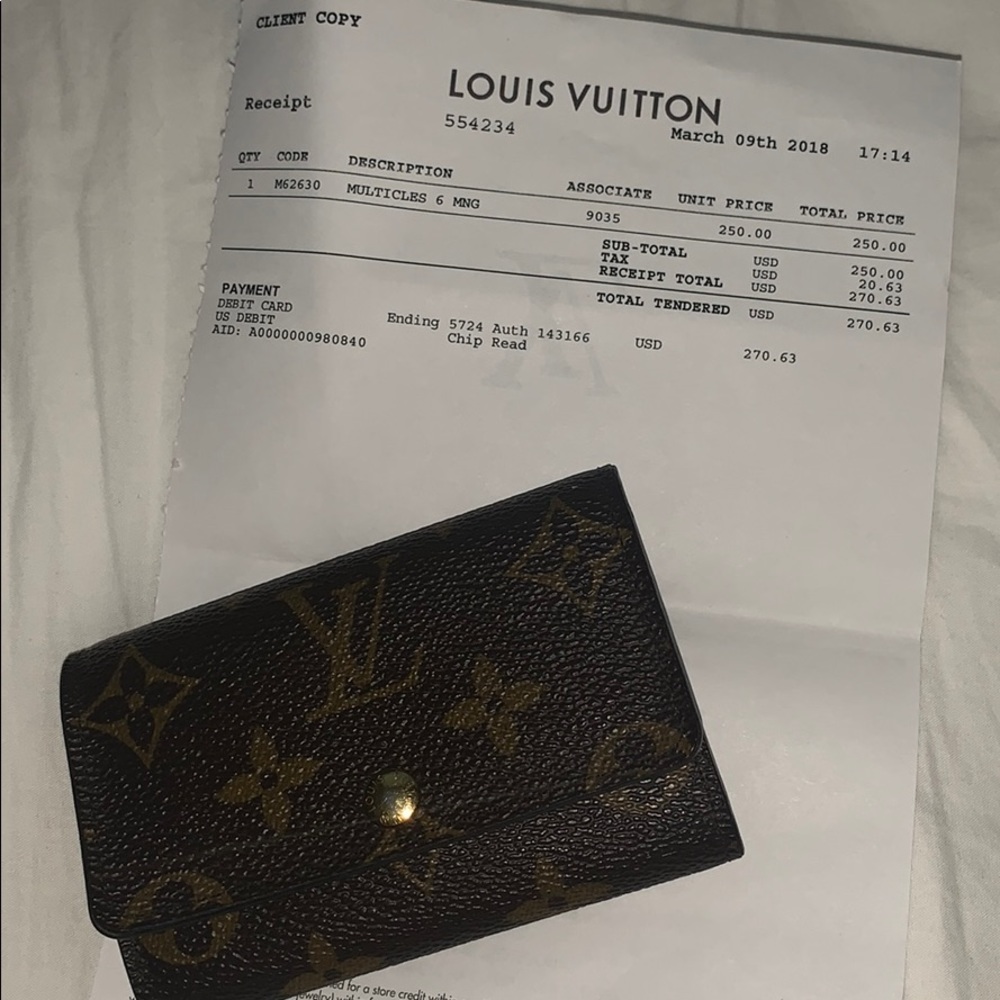 *SOLD*** LOUIS VUITTON 6 KEY HOLDER